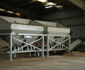 Weighing Hoppers With Belt Conveyor